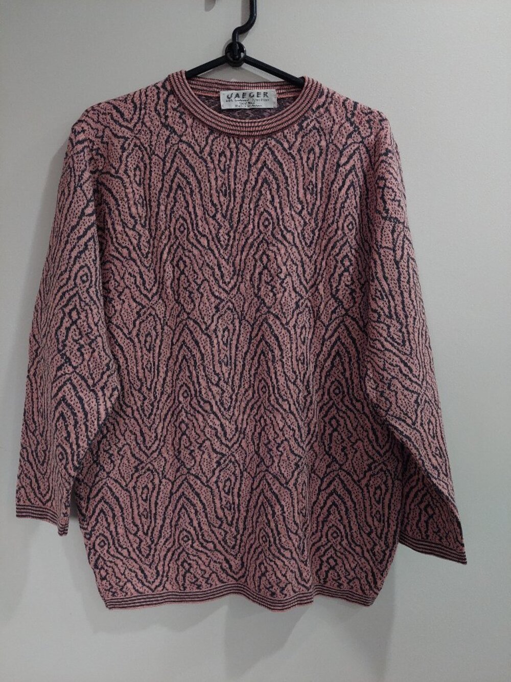 Vintage Jaeger Women's Sz 6 Lambswool Sweater Made In Great Britain Pink Black